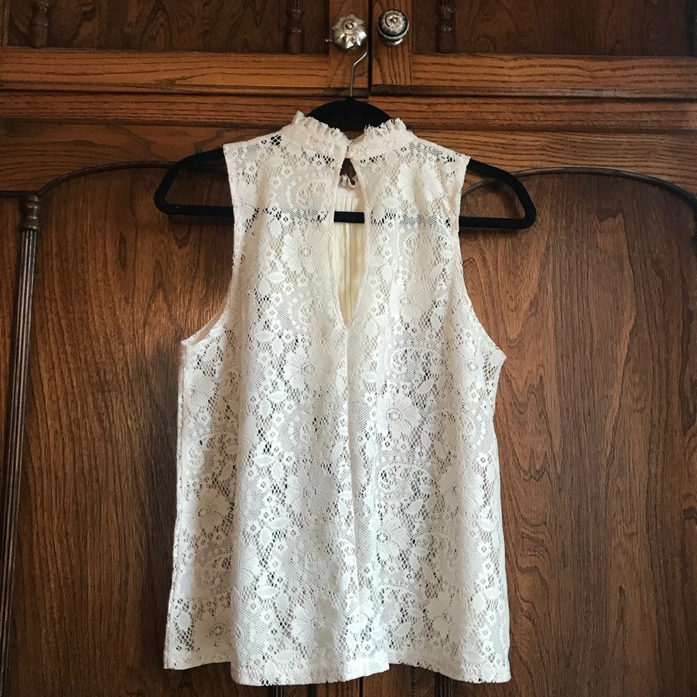 Lace top - Picture 3 of 4
